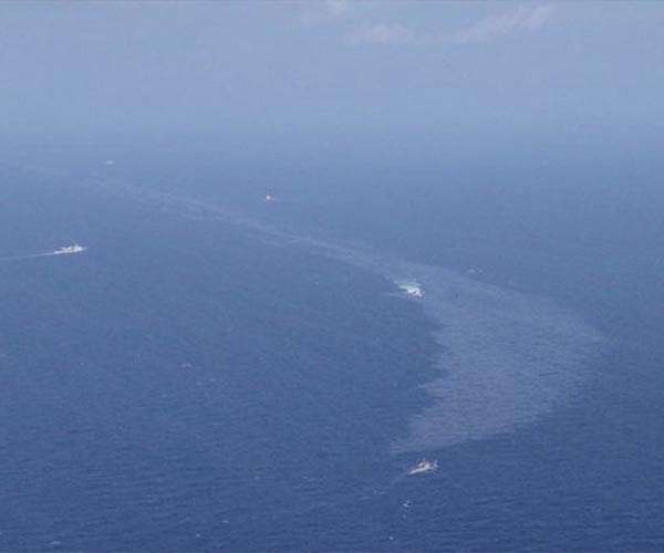 Big risks in oil transfer from rusting Yemen tanker: Greenpeace