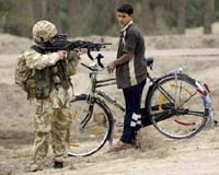UK inquiry finds mistreatment, no torture of Iraq detainees