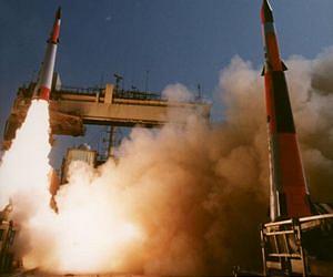 Grass attacks 'unchecked nuclear power' Israel