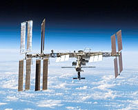 Shuttle crew to outfit living quarters on space station