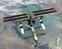 Astronauts Relish New Asian Space Food As Expedition 17 Docks