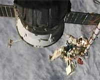 Cosmonauts get final tests before flight