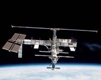 New ISS space junk threat as Shuttle approaches