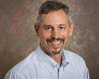 Researchers examine tradeoffs, potential of using liquid natural gas as marine fuel