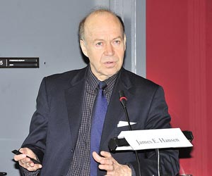 'Climate dice' now dangerously loaded: leading scientist
