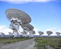 VLA reveals distant galaxy's magnetic field