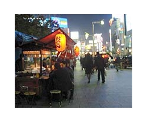 Hotels deserted in Tokyo amid nuclear scare