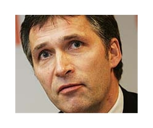 Norway PM apologizes for terror response