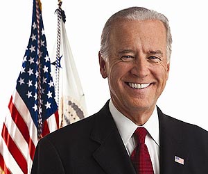 Biden seeks to calm China air zone tensions