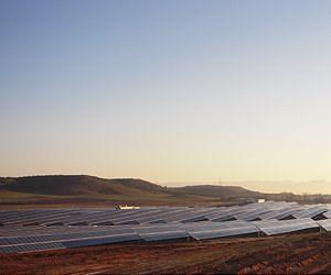 MECASOLAR supplies 1MW in solar trackers to PV solar plant in Jordan