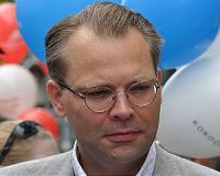 Finnish defense minister approves rocket procurement