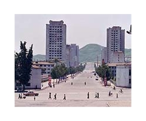 China appeals for 'restraint' after Kaesong block