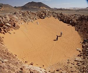 'Pristine' Earth impact crater discovered
