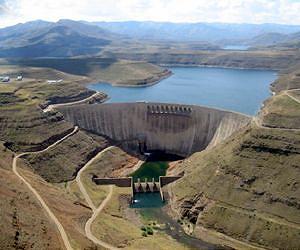 Lesotho signs $15 billion water, wind energy deal