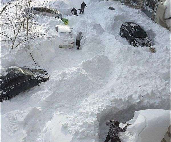 Big freeze complicates snow-clearing efforts in Spain