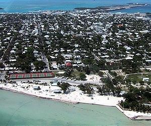Oil spill threatens, but the party goes on in famed Key West