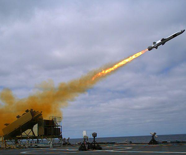 U.S. Navy to arm amphibious vessels with long-range missiles
