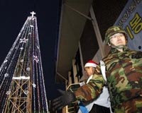 S. Korea resumes propaganda broadcasts hated by North