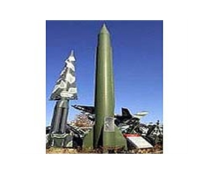 Kadhafi forces fire Scud missile: US official