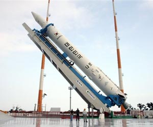S. Korea sets new window for rocket launch