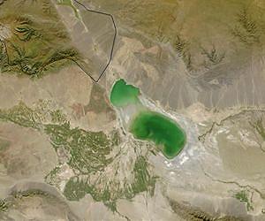 Lake Aibi shrinks as desertification rises