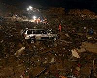 Rescuers search for survivors in deadly Indonesian landslide