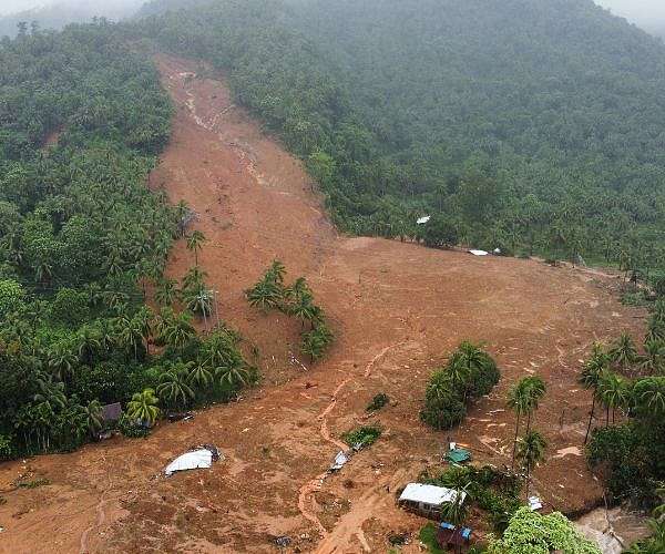 Landslide kills 15 in Guinea; Bridge site in China collapses 7 dead, 9 missing