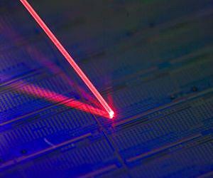Simple compact laser system could detect presence of explosives