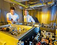 Laser-based molecular fingerprinting