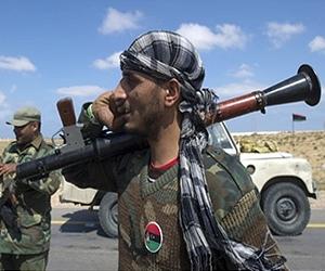 New Libya rulers say Kadhafi strongholds will fall in 'days'