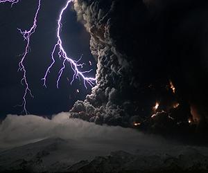 New volcano eruption begins in Iceland: meteorologists