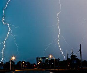 Science Nugget: Lightning Signature Could Help Reveal the Solar System's Origins