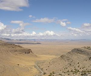 Widespread Ancient Ocean Dead Zones Challenged Early Life