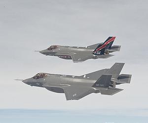 U.S. pitches jets to Japan