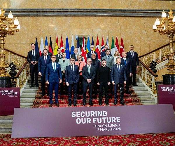 European leaders back Zelensky in London summit after heated Trump meeting