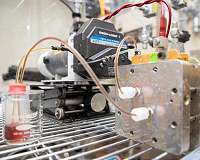 Organic Mega Flow Battery transcends lifetime, voltage thresholds