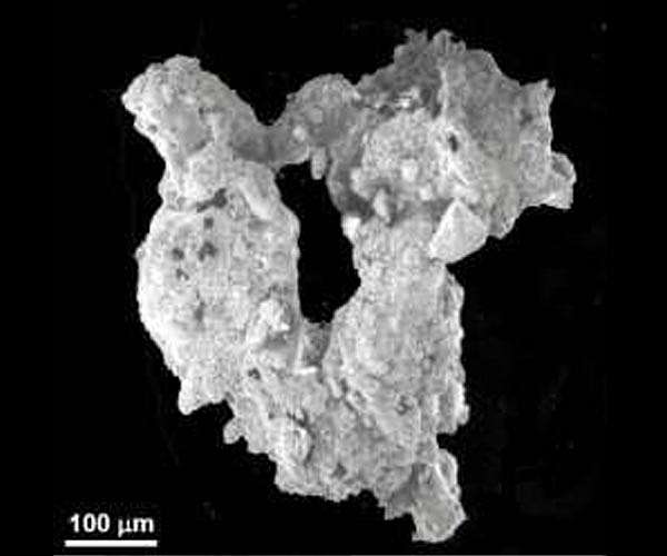 ESA seeking dust-proof materials for lunar return