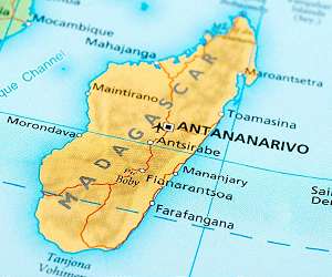 Madagascar security forces summon political rivals
