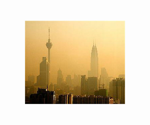Malaysia blames Indonesian fires for haze, poor air quality