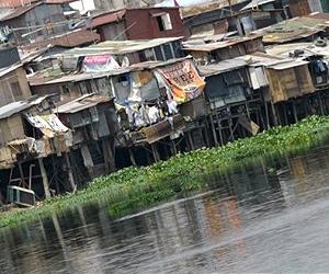 Heavy rains kill eight in Philippines: govt