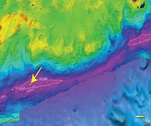 Director Cameron reaches bottom of Mariana Trench