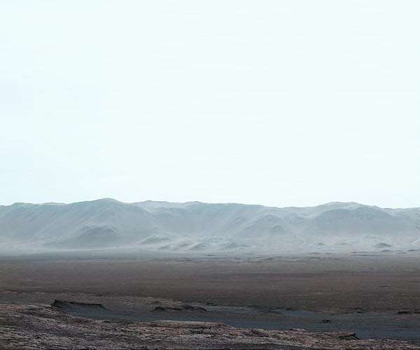 Gale Crater's Extended Hydration Challenges Mars Timeline