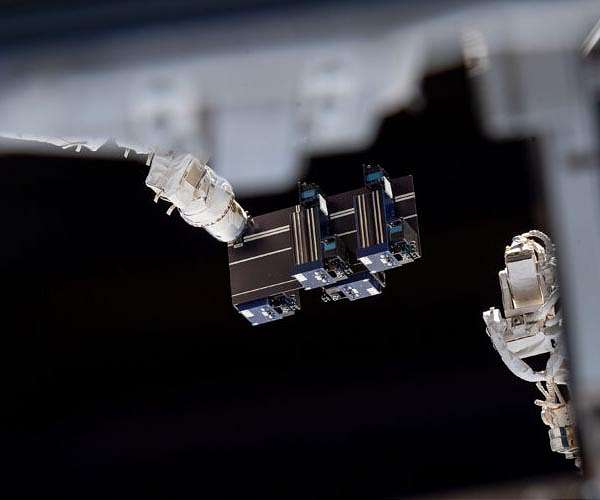 Space Robotics at the Edge of the Unknown