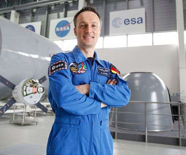 Matthias Maurer arrives at the International Space Station
