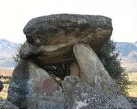 Isotopic analyses link the lives of Late Neolithic individuals to burial location in Spain