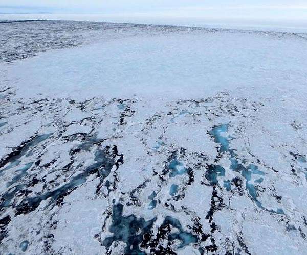 Melting Antarctic could impact oceans 'for centuries'