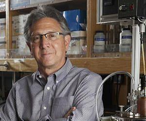 Scripps Research Institute scientists solve a mystery of bacterial growth and resistance