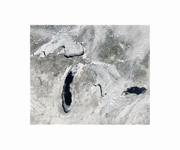 World's largest lakes reveal climate change trends
