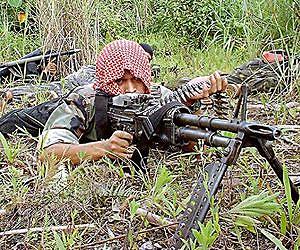 Muslim rebels in Philippines reject peace plan