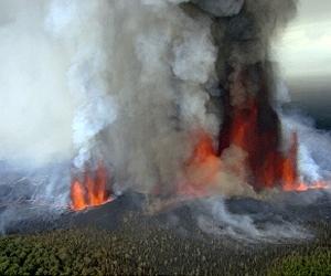 Erupting volcano DR Congo's hottest new tourist attraction